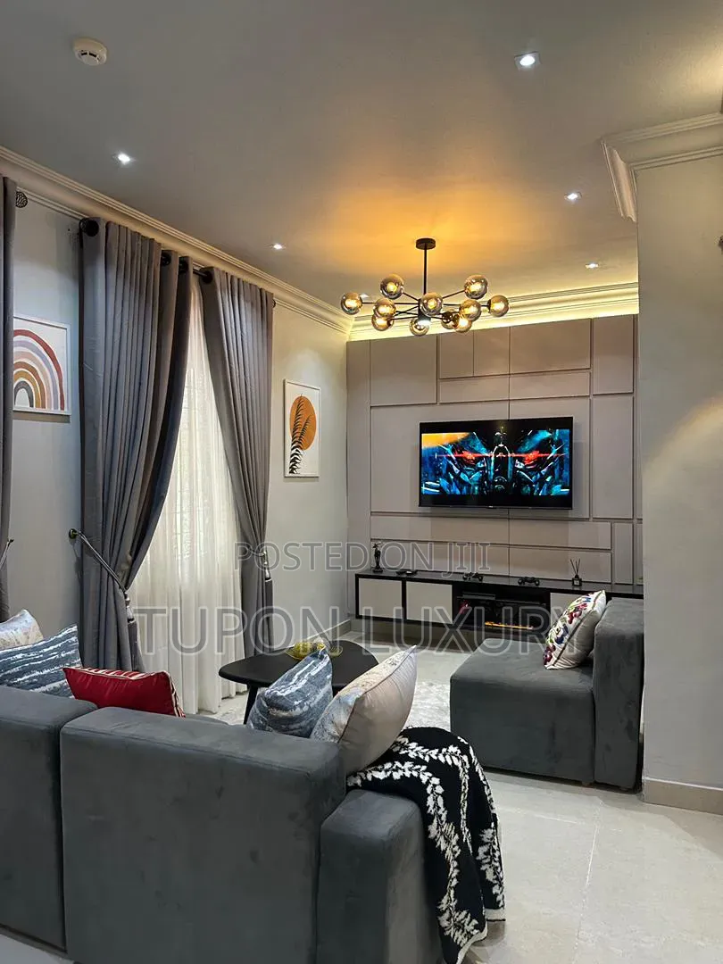 Luxury 1bedroom Apartment With Work Station and Ps4