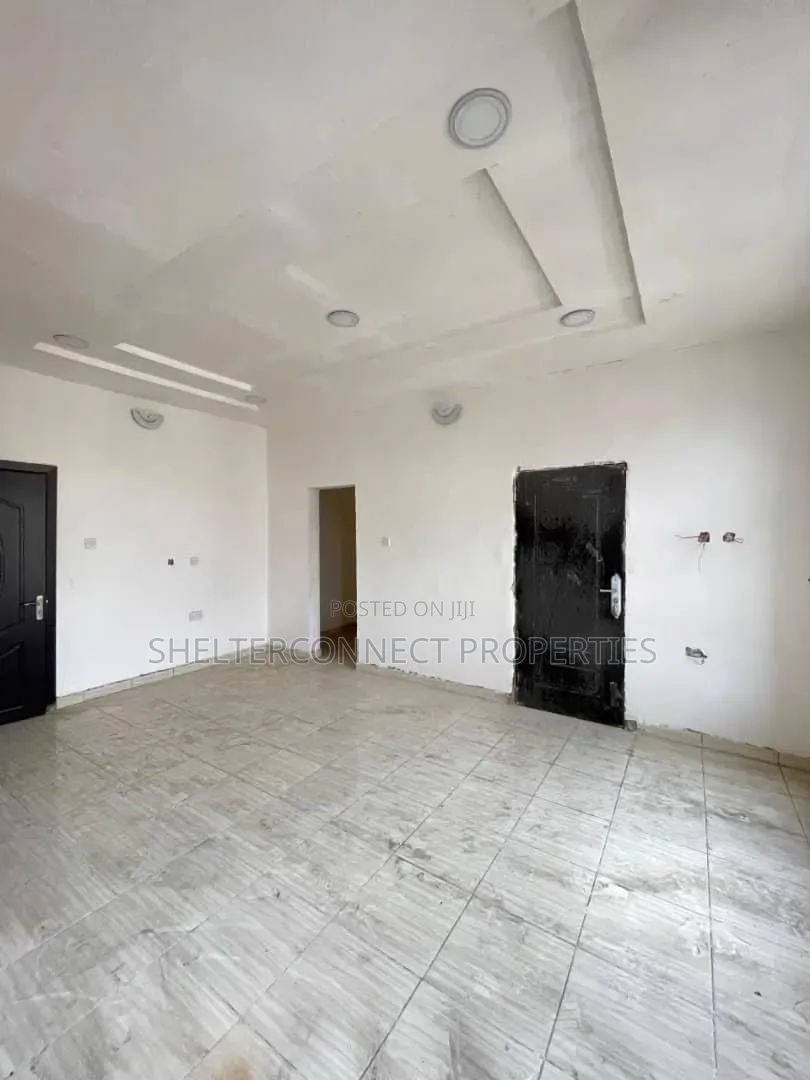 4bdrm Duplex in Sabo / Yaba for sale