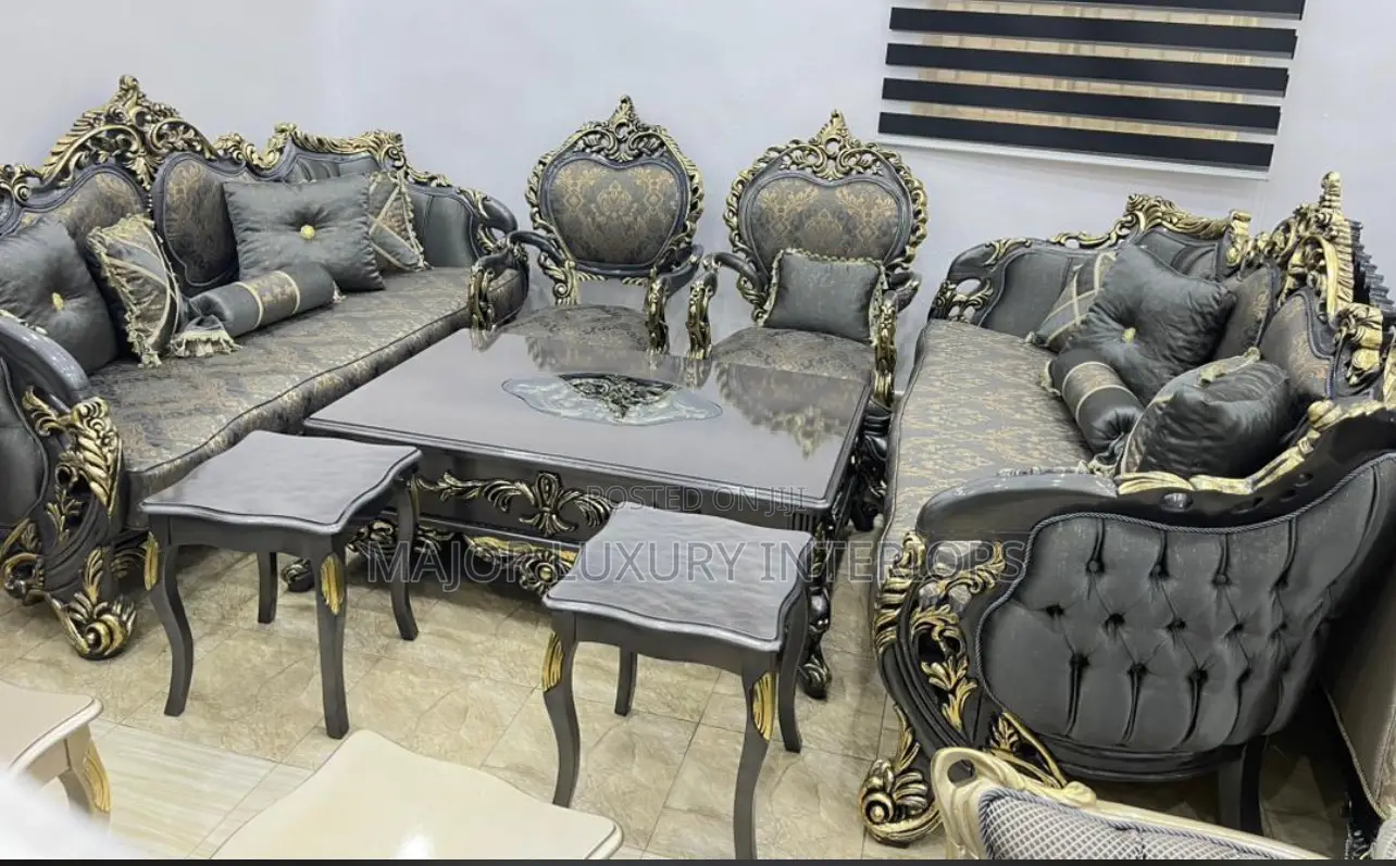 Highest Grade Quality Royal Chair