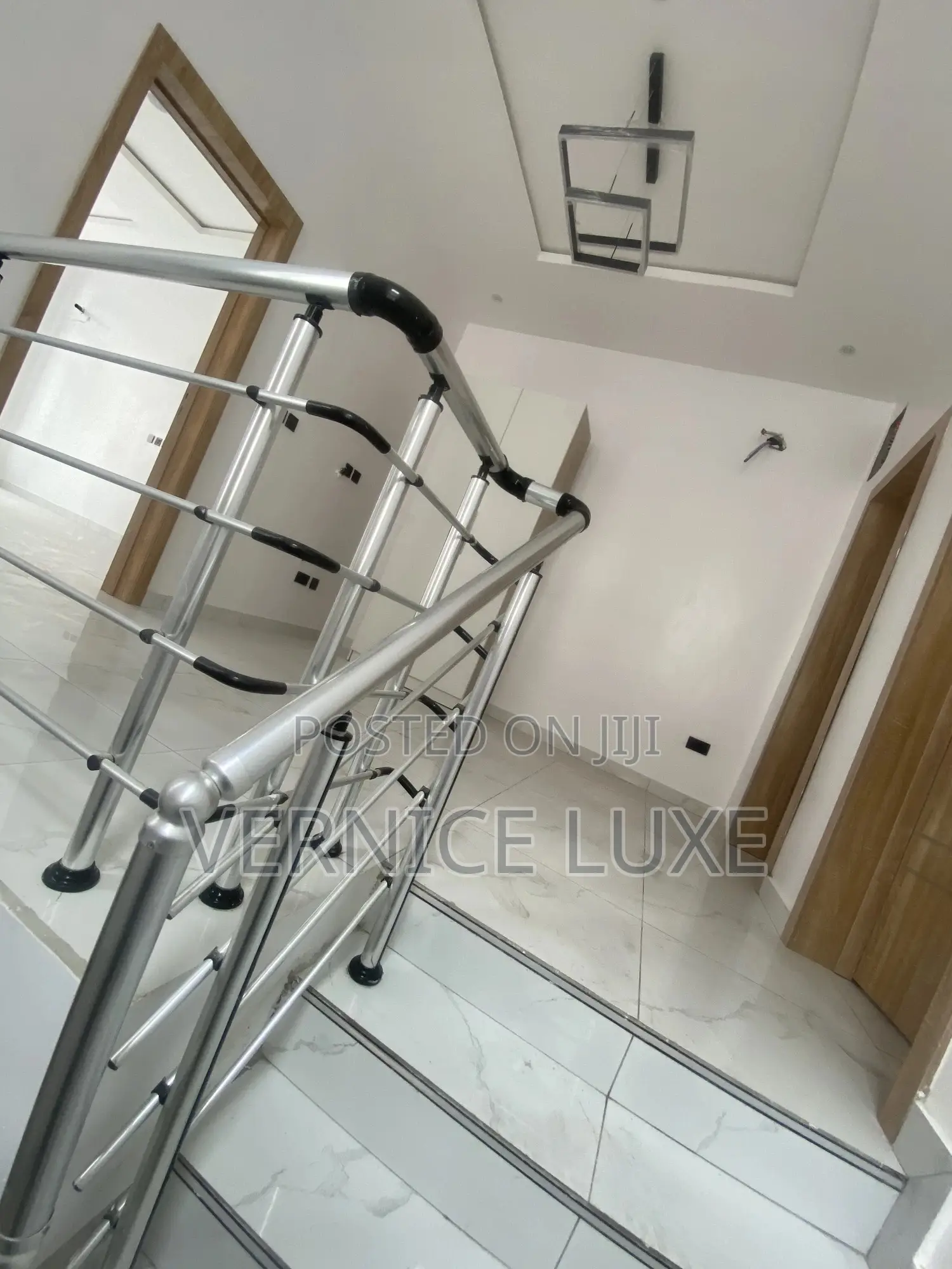 3bdrm Townhouse/Terrace in Chevron for sale