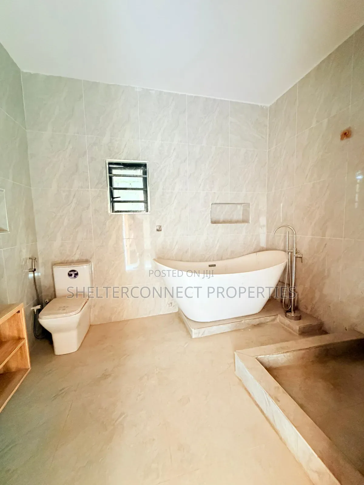 4bdrm Duplex in Fagba for sale