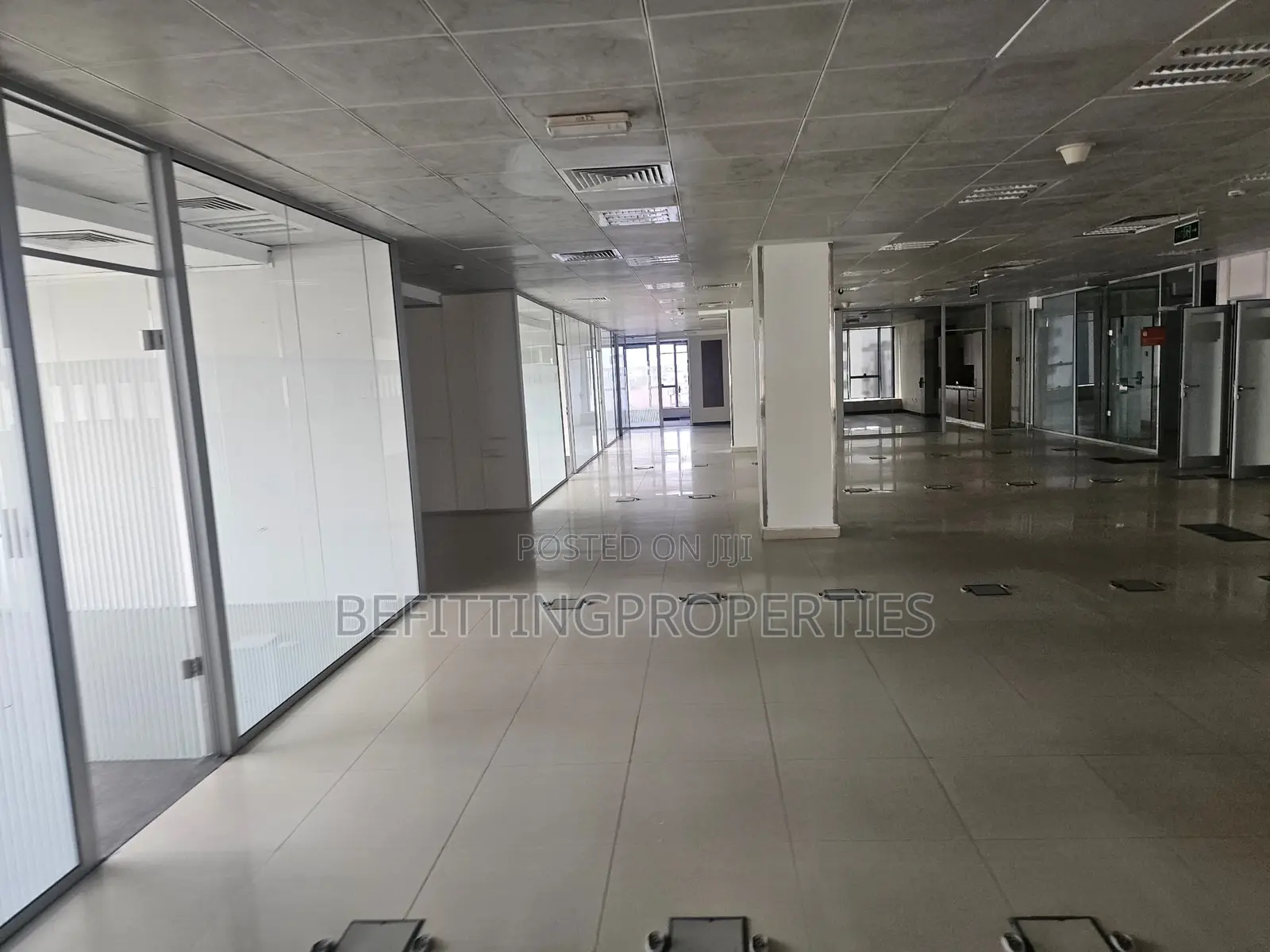 Prime 1,335 SQM Serviced Office Space Available