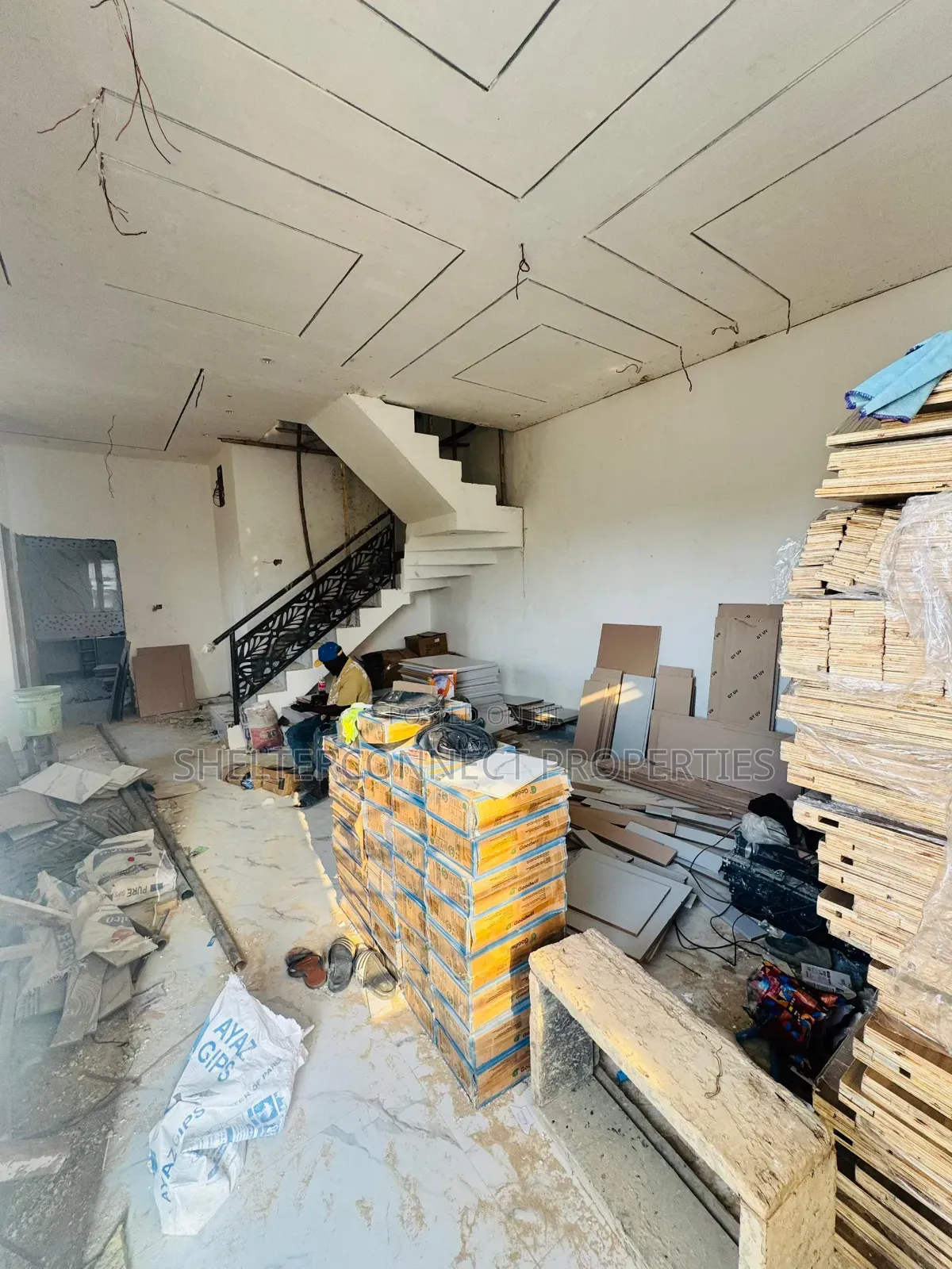 4bdrm Duplex in GRA Phase 1 for sale