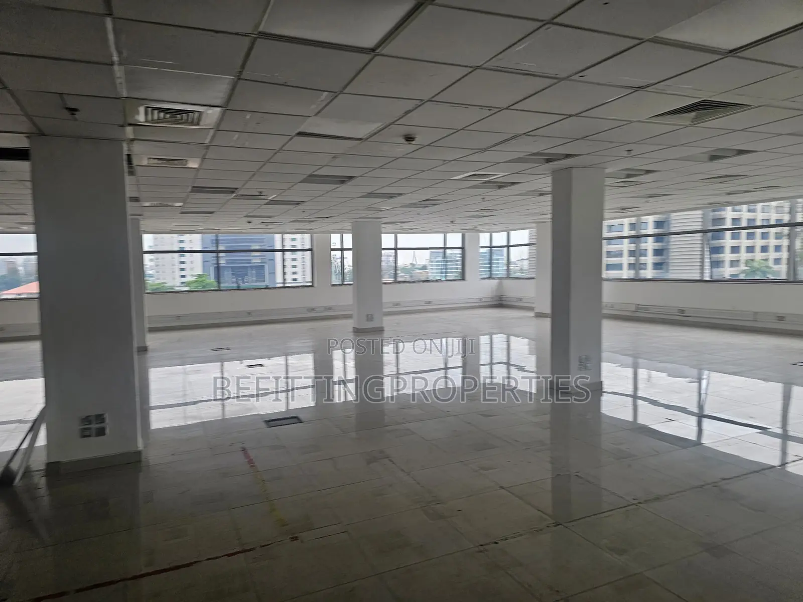 Exceptional 1,600 SQM Office Space Available for Rent