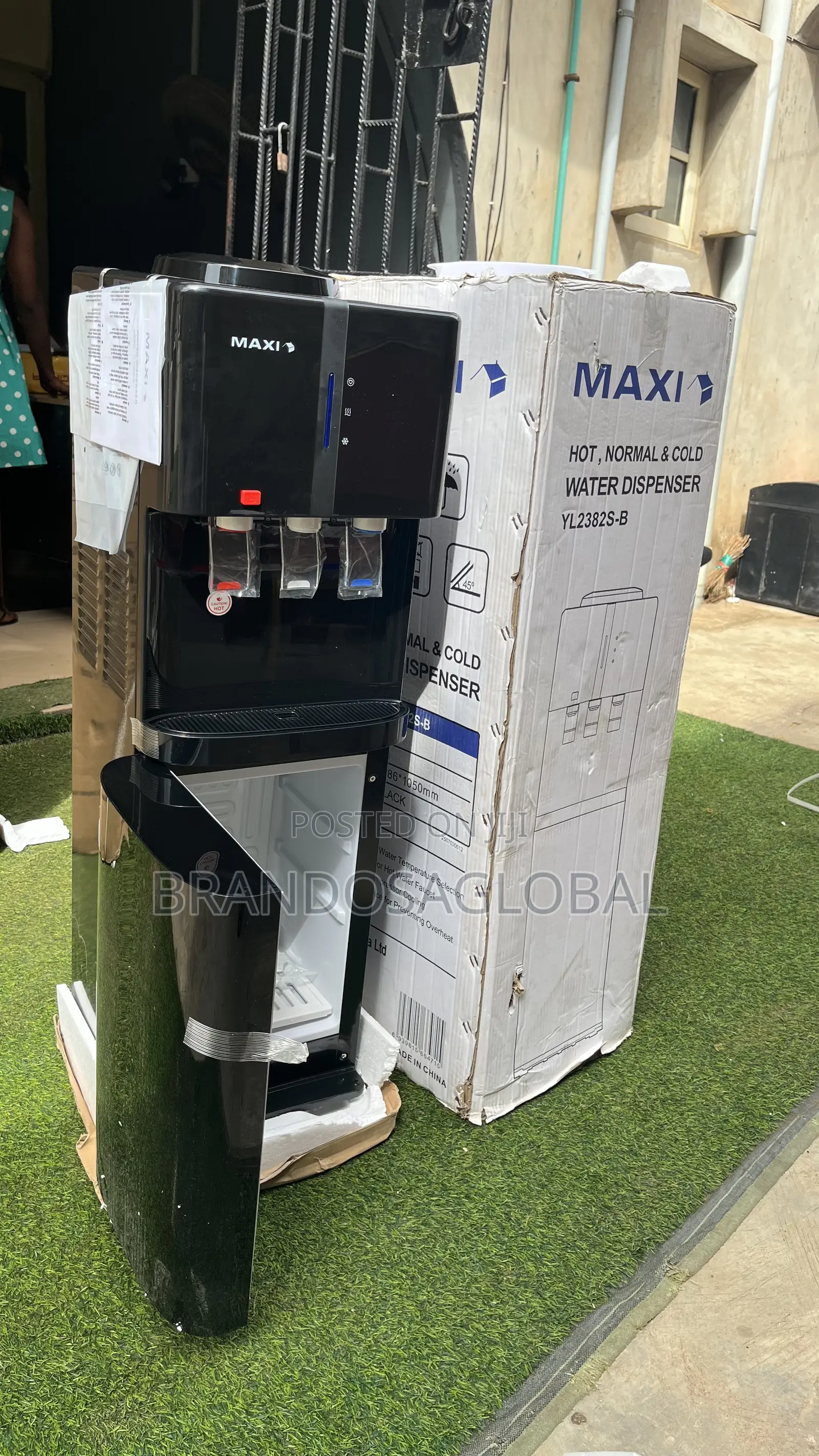 Maxi Water Dispenser Yl2382s-B – Quiet Operation Water Dispenser