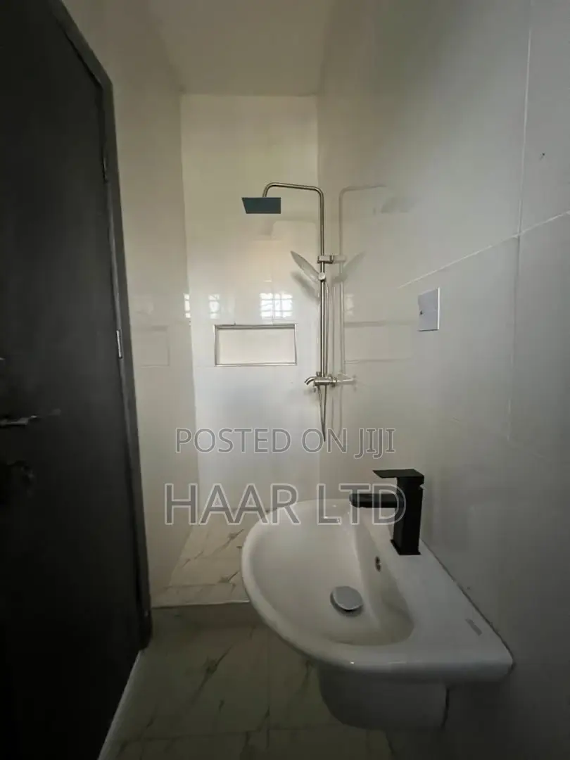 2bdrm Apartment in Abraham Adesanya Estate for rent