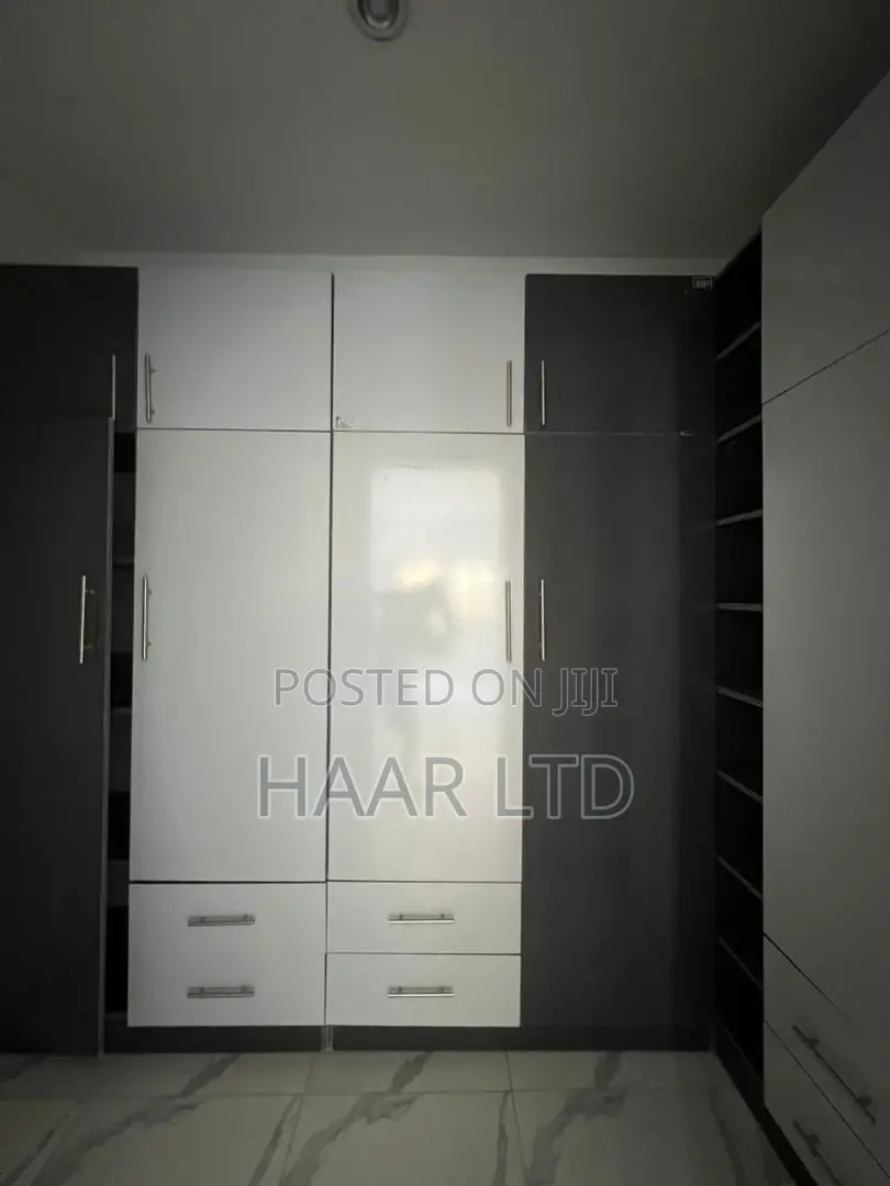 2bdrm Apartment in Abraham Adesanya Estate for rent