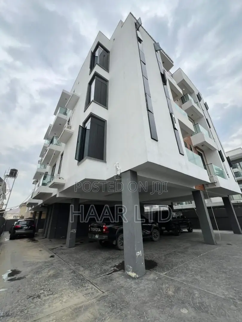 2bdrm Apartment in Chevron for sale