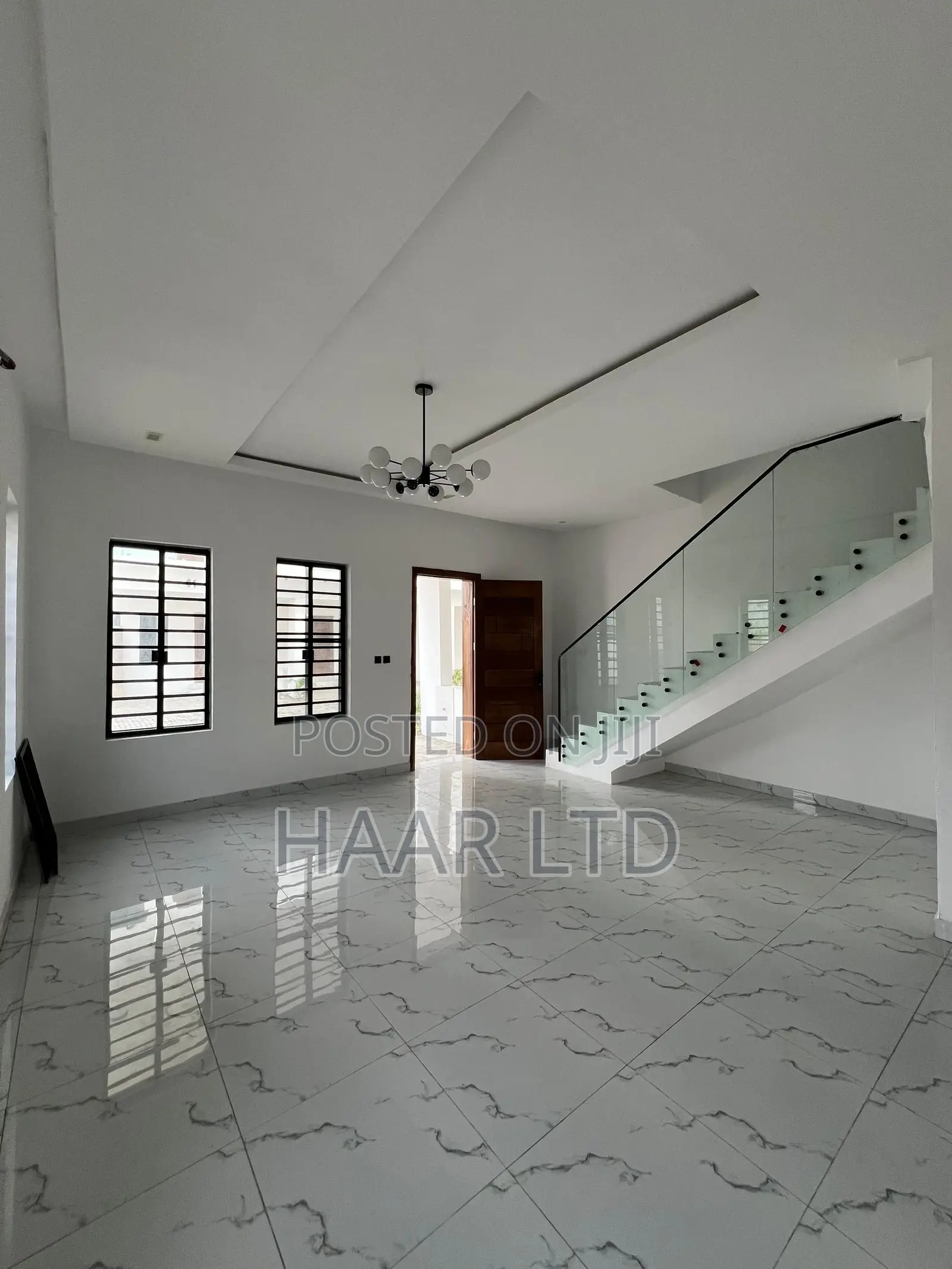 4bdrm Duplex in Lekki Phase 2 for sale