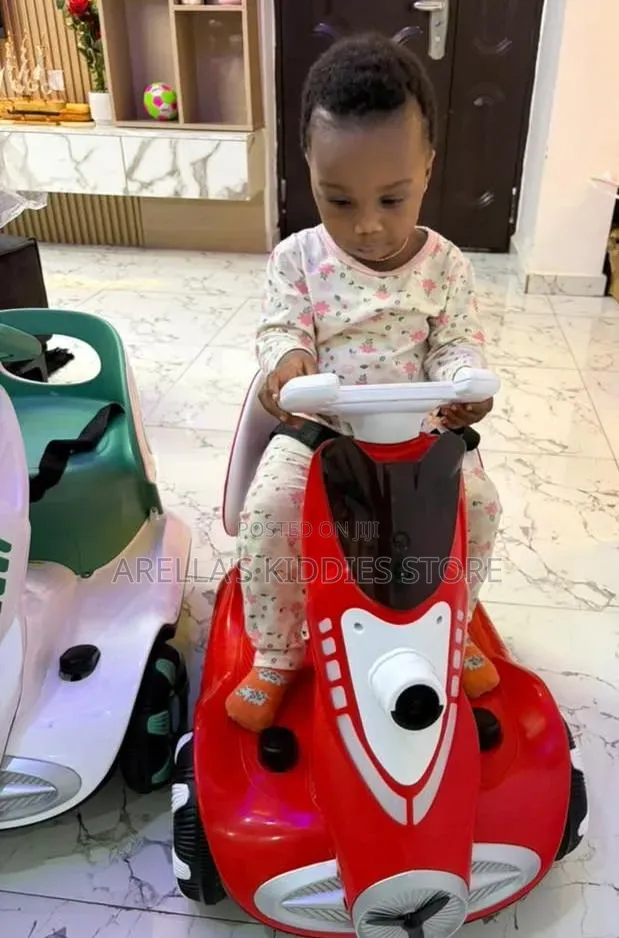 Children Mecedree Bubbles Car Designed for Children 1 to 6 Years