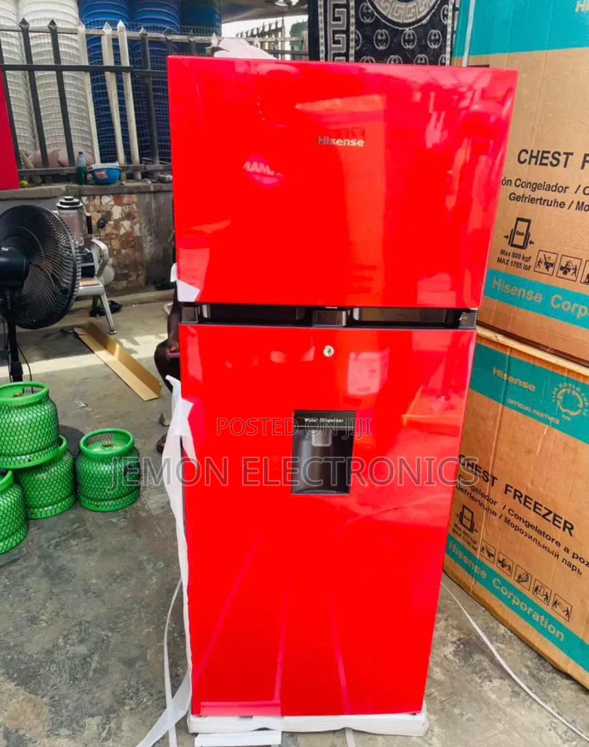 Original 142litrshisense Fridge Freezer With Water Dispenser