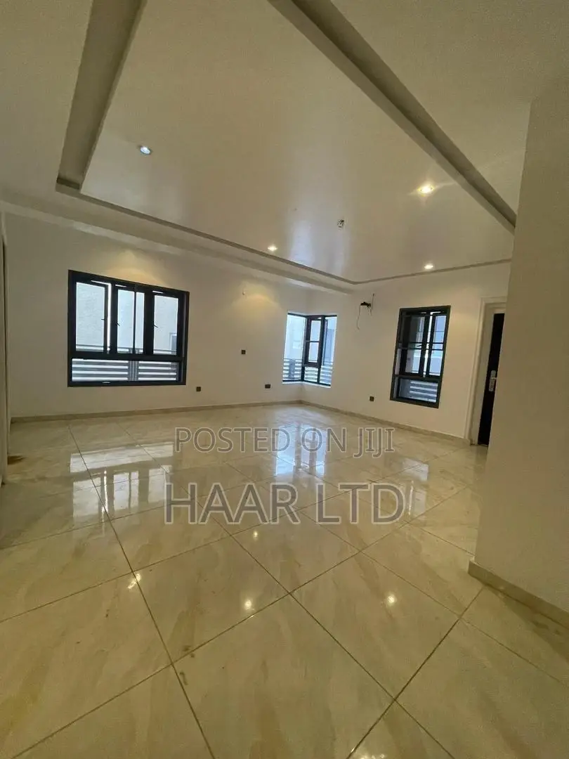 4bdrm Duplex in Ikate for sale