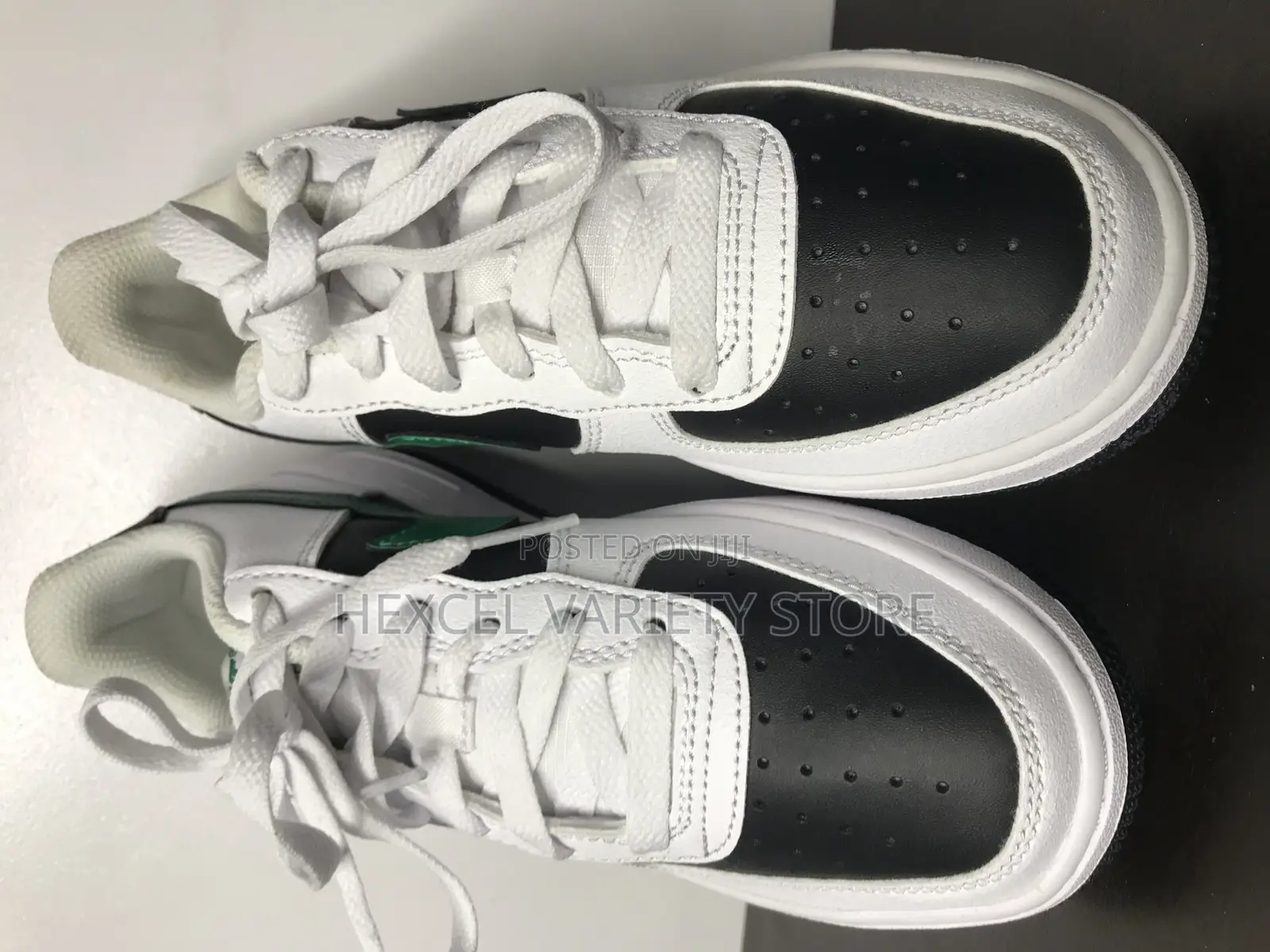 Original Nike Sneakers – White Black Casual Shoes