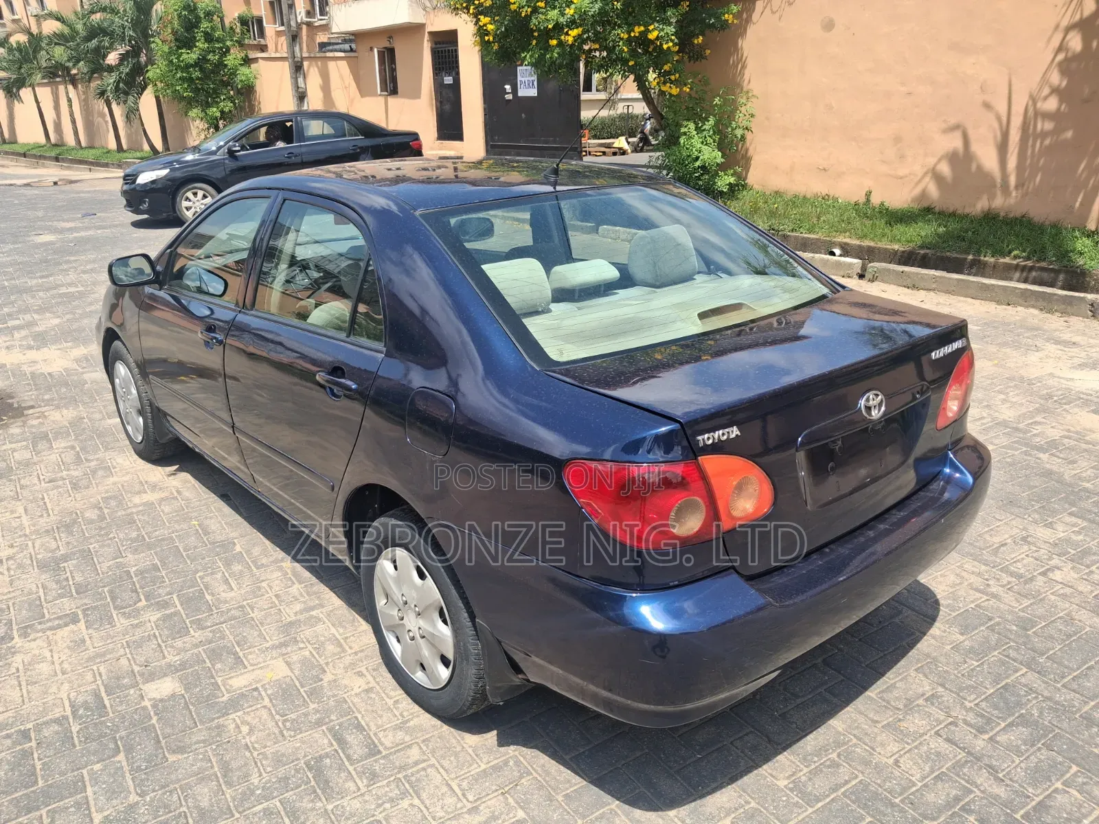 Toyota Corolla LE 2005 Blue