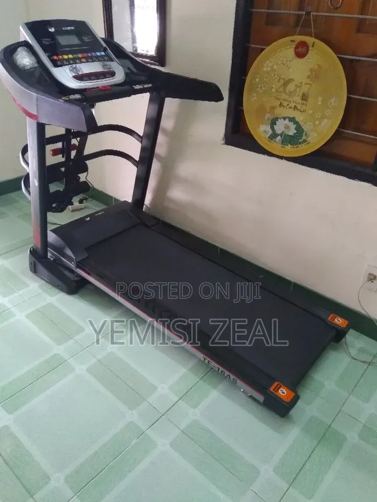 Durable 2.5hp American Fitness Treadmill With 15% Incline and Mp3