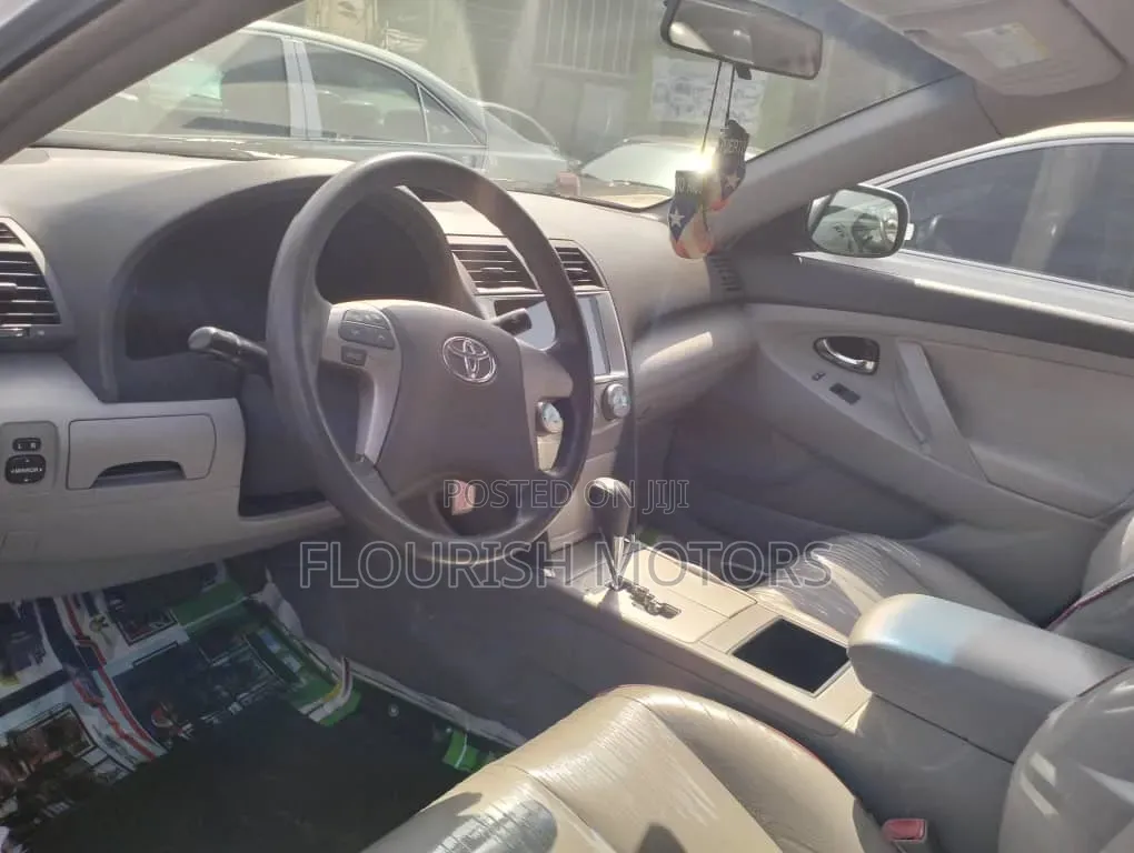 Toyota Camry 2.4 LE 2008 Gray