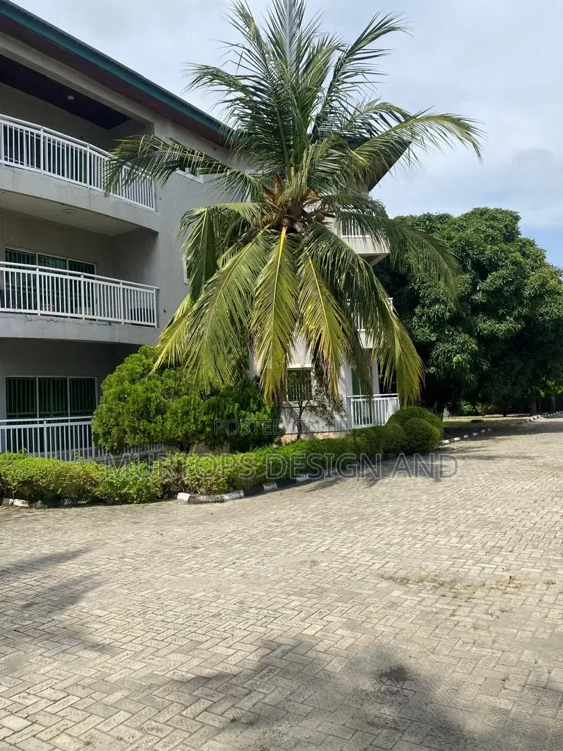 3bdrm Apartment in Victoria Island Extension for rent