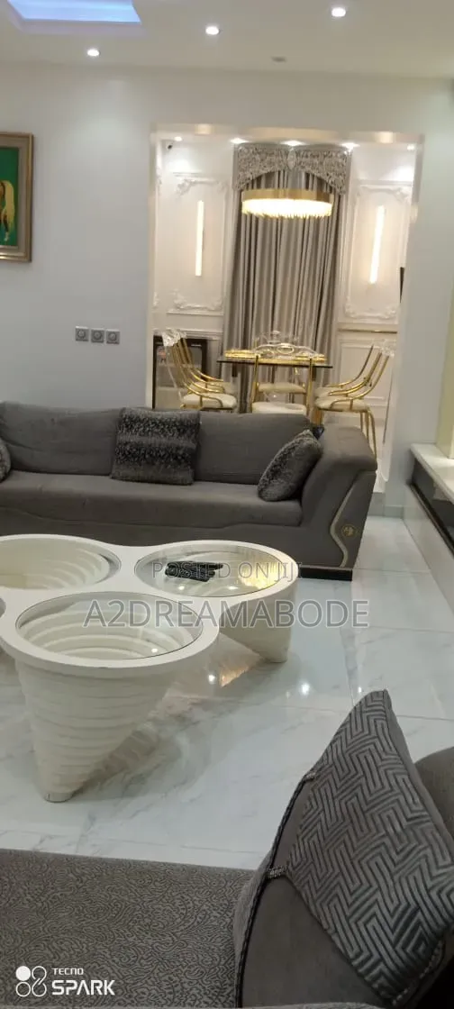 Furnished 5bdrm Duplex in Magodo Phase 1 for sale