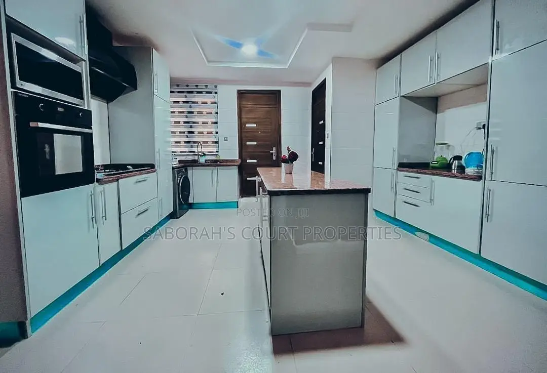 Furnished 3bdrm Apartment in Banana Island for rent