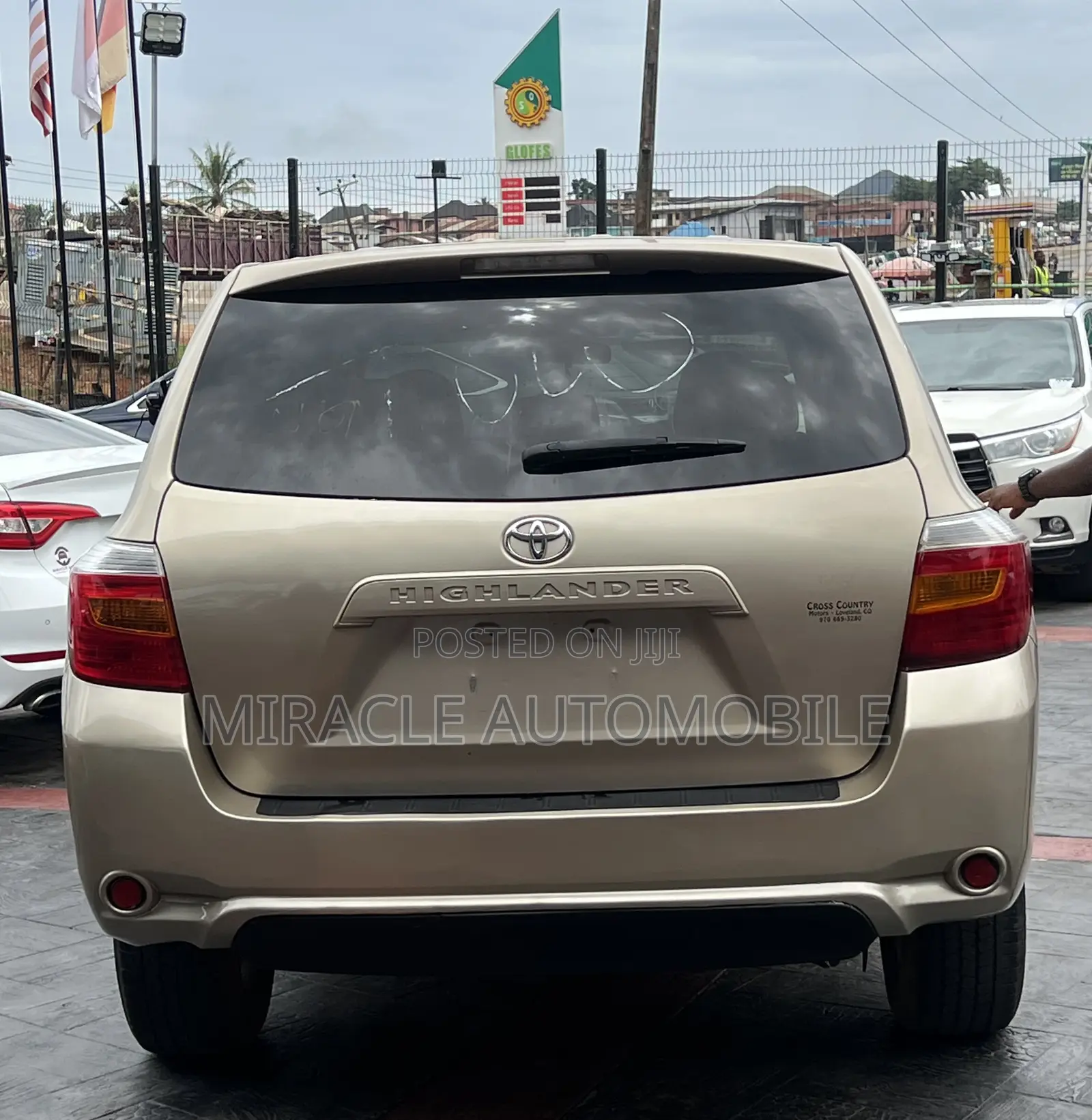 Toyota Highlander V6 2009 Gold