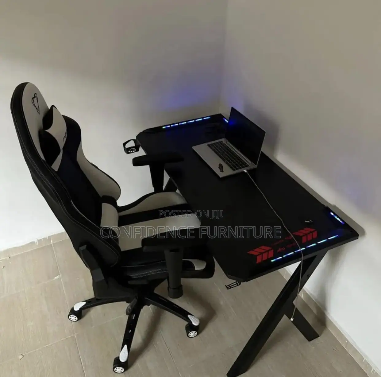High Quality Game Table With Chair