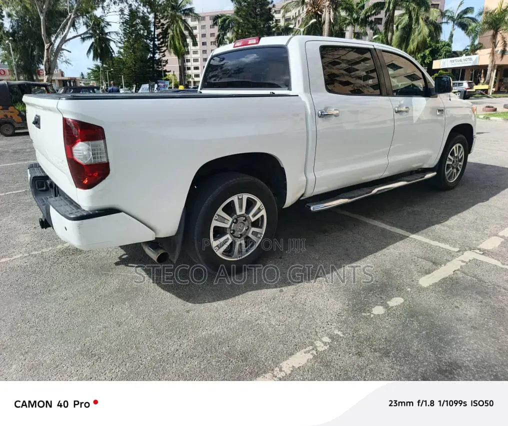 Toyota Tundra 2016 White