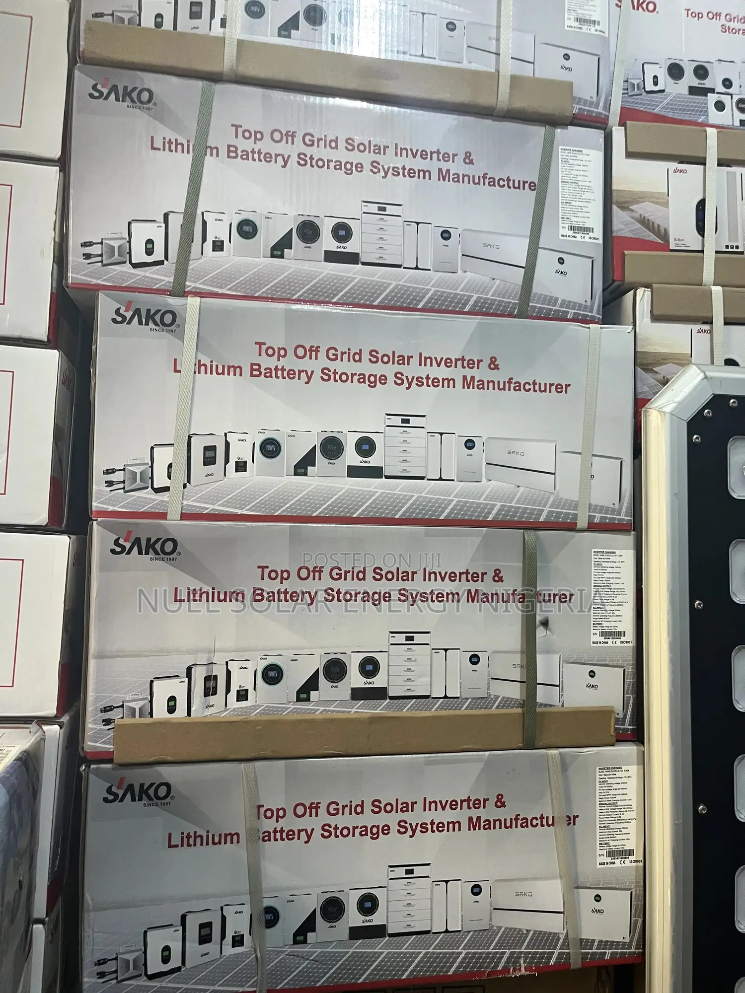 Sako 4kva Hybrid Inverter 24v