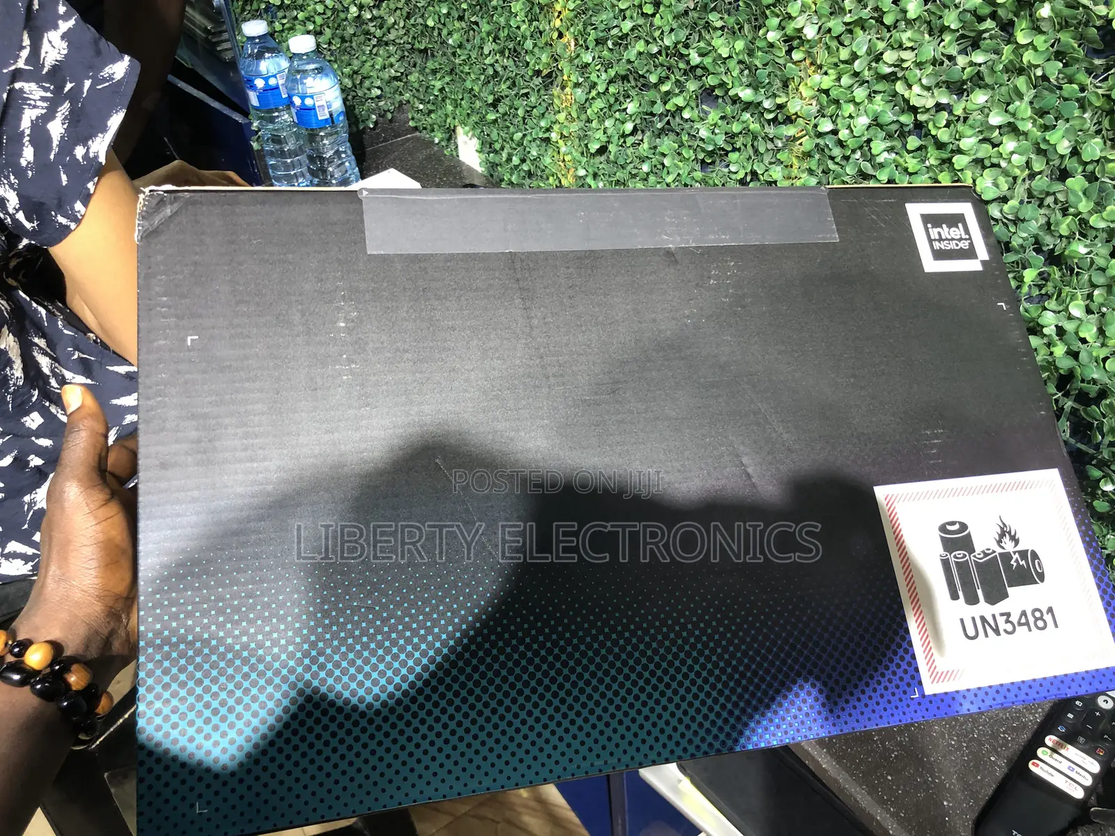 New Laptop Alienware 16 Aurora 16GB Intel Core 7 SSD 1T