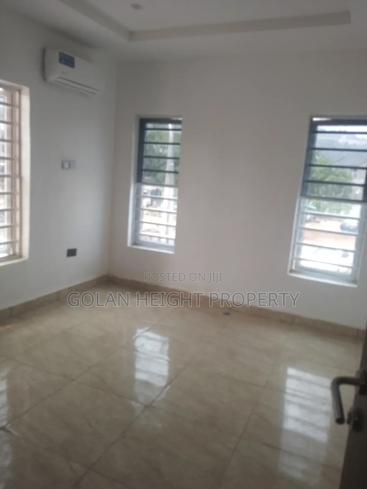 3bdrm Block of Flats in Katampe for sale