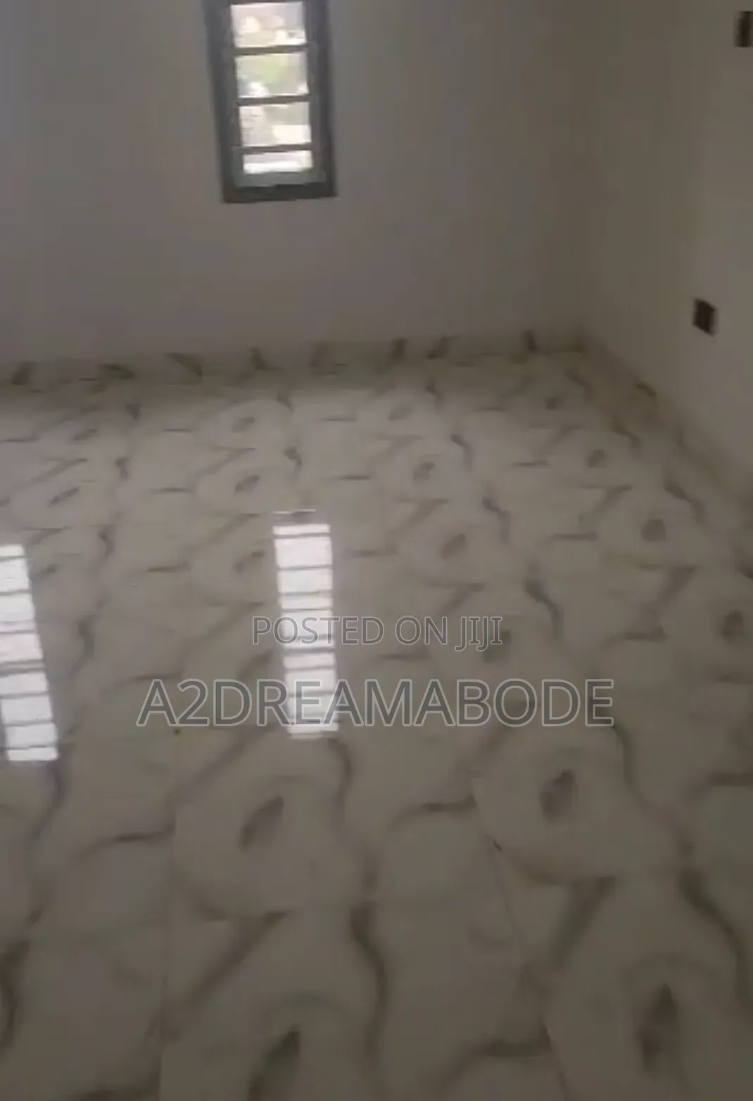 4bdrm Duplex in Adeniyi Jones for rent