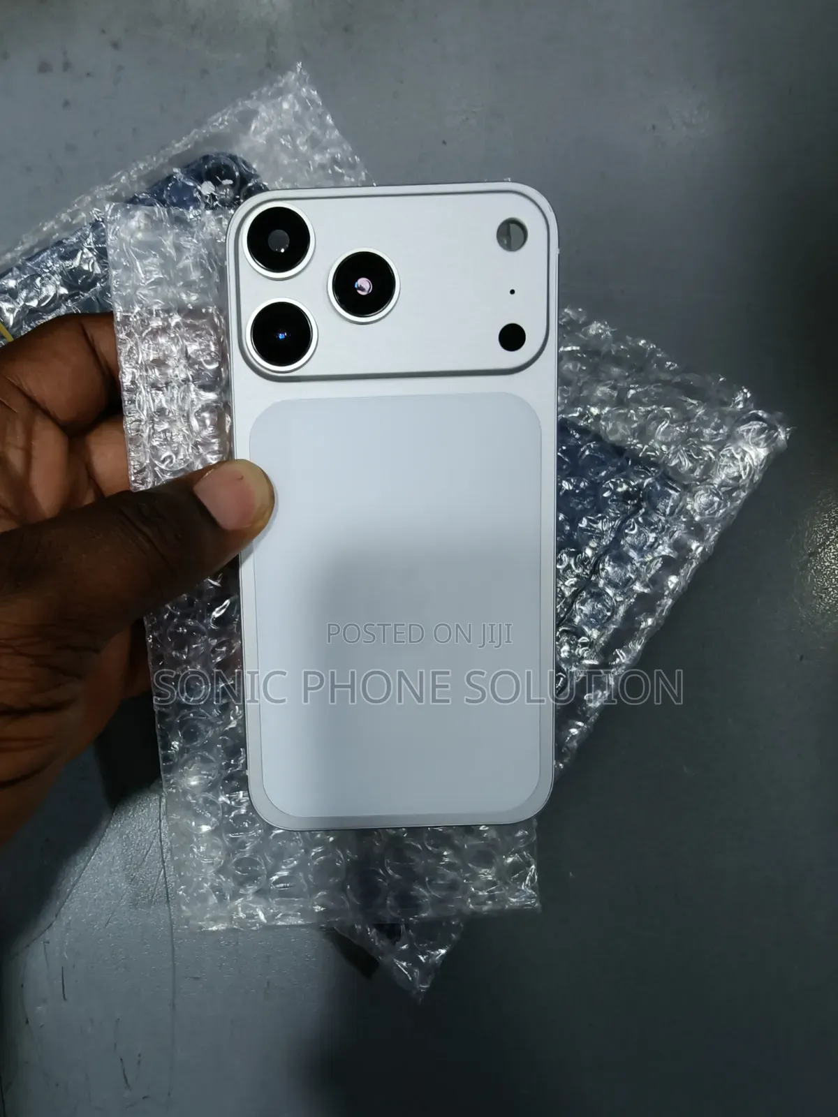 iPhone Xr to 17pro Converter