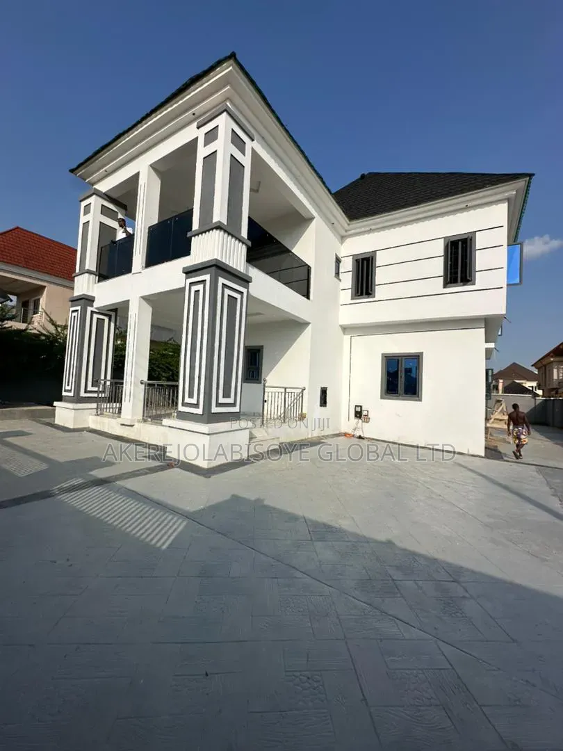 4bdrm Duplex in Lokogoma, Abuja for sale