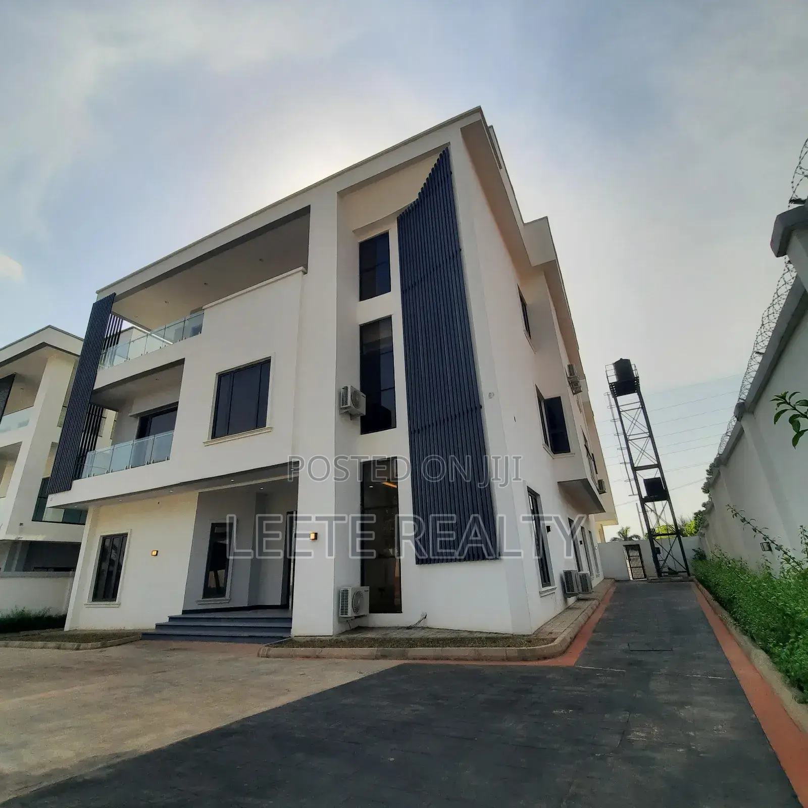 7bdrm Duplex in Asokoro for rent