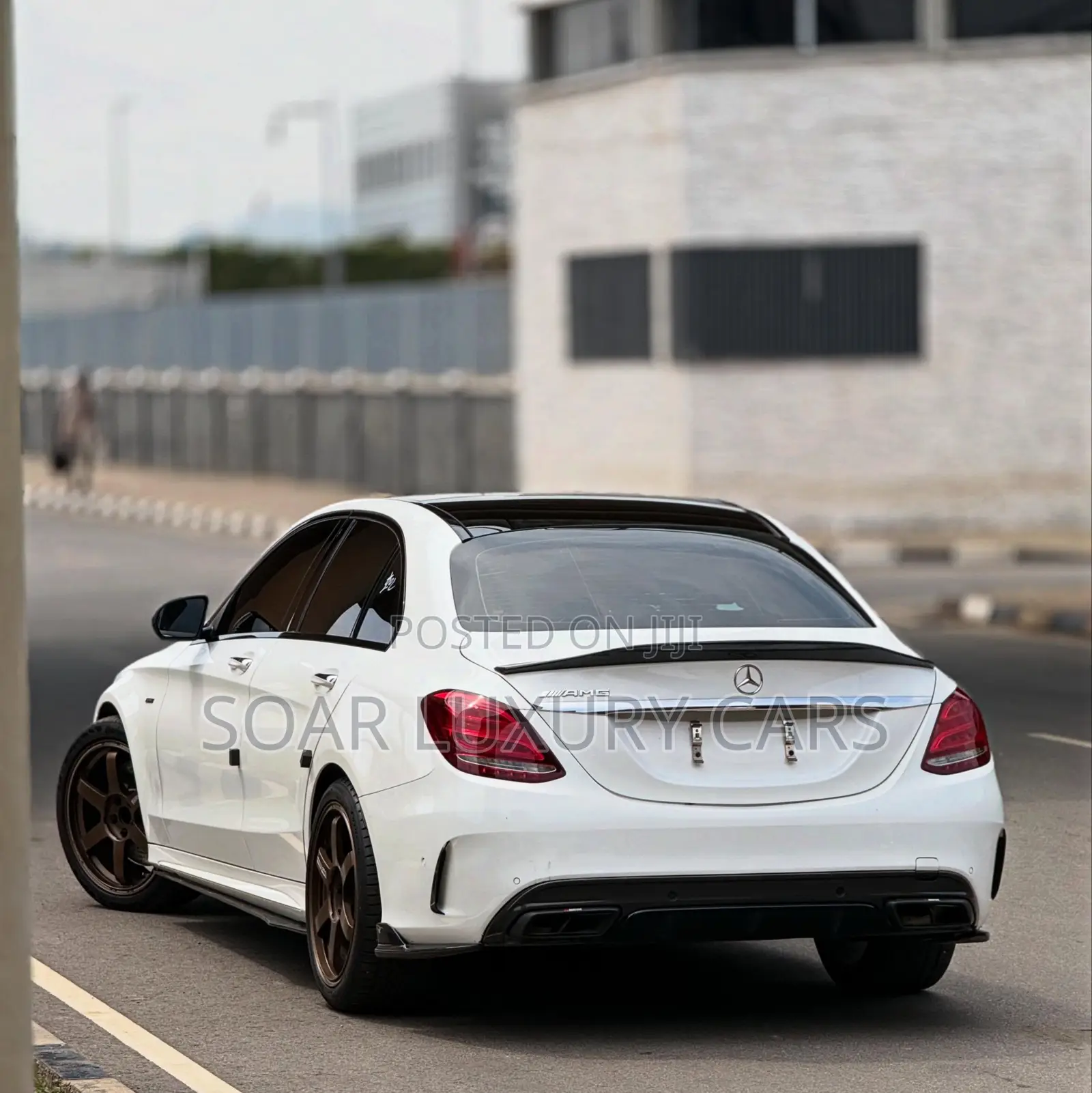 Mercedes-Benz C450 2017 White