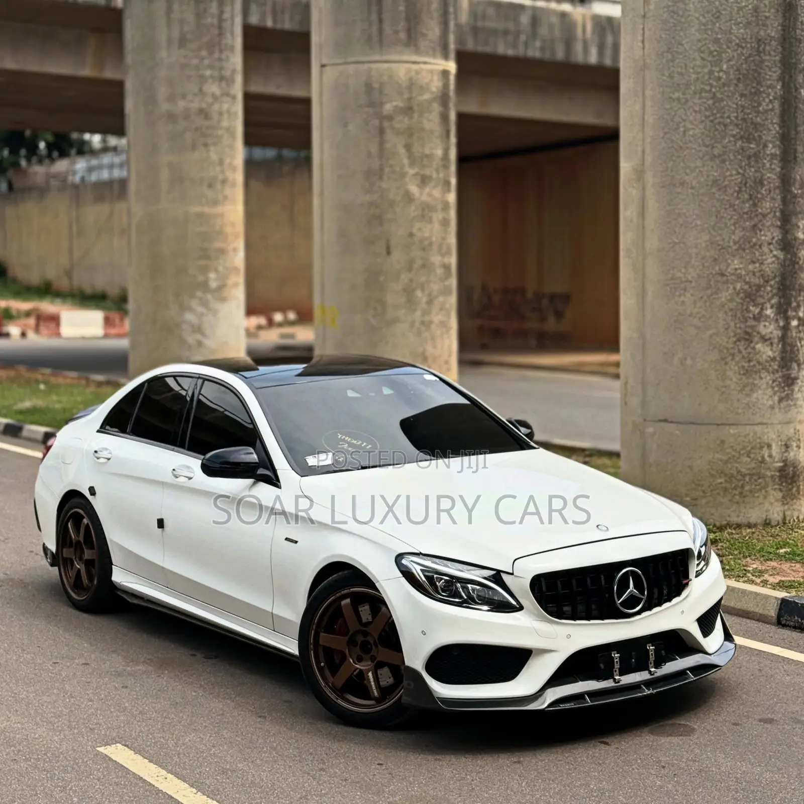Mercedes-Benz C450 2017 White