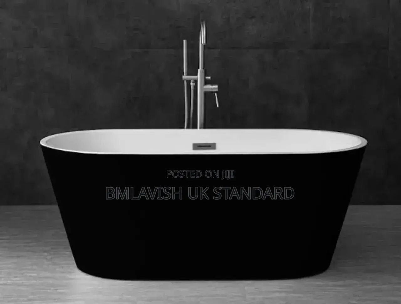Black and White Acrylic Bathtub