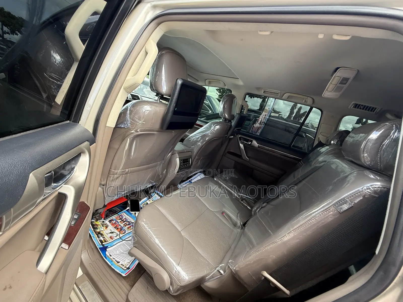 Lexus GX 460 2012 Gold