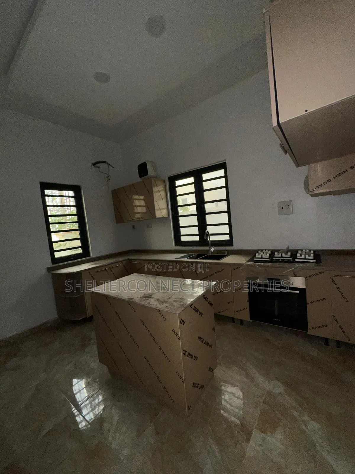 3bdrm Duplex in Lekki Expressway for sale
