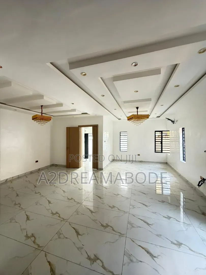 4bdrm Duplex in Oko Oba for sale