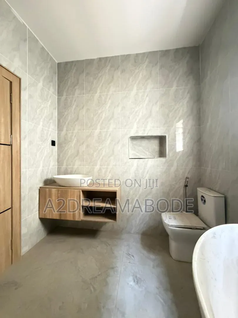 4bdrm Duplex in Fagba for sale