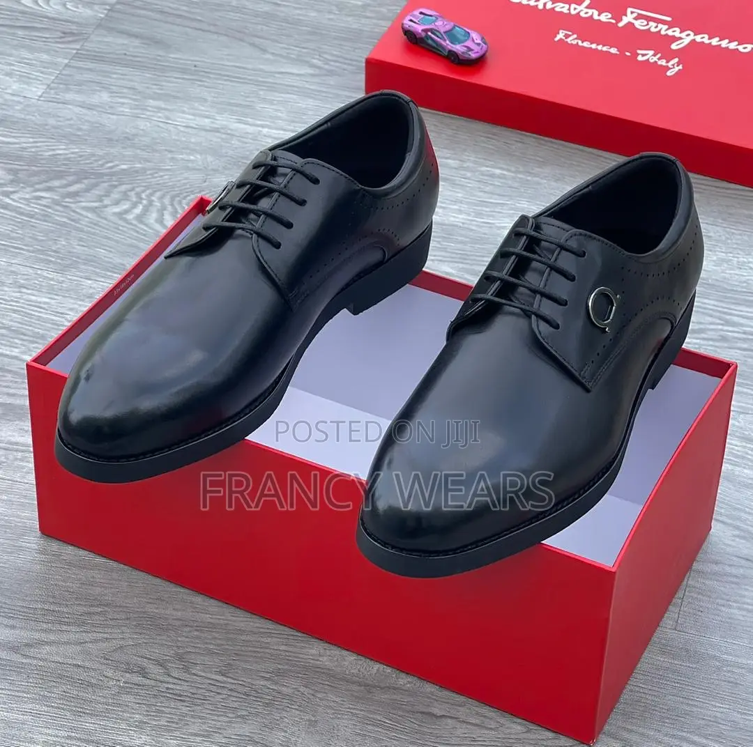 Luxury Brown and Black Leather Brogue Derby Shoes for Men