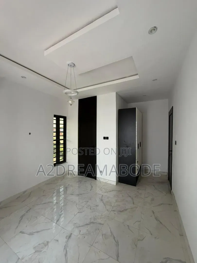 4bdrm Duplex in Agege, Oko-Oba for sale