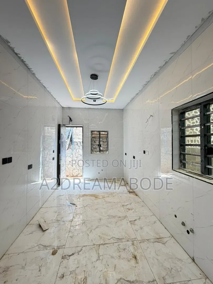 4bdrm Duplex in Ikeja Gra for sale