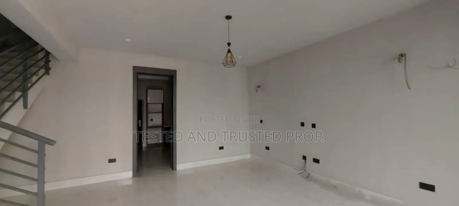 4bdrm Duplex in Illasan, Ikate for rent