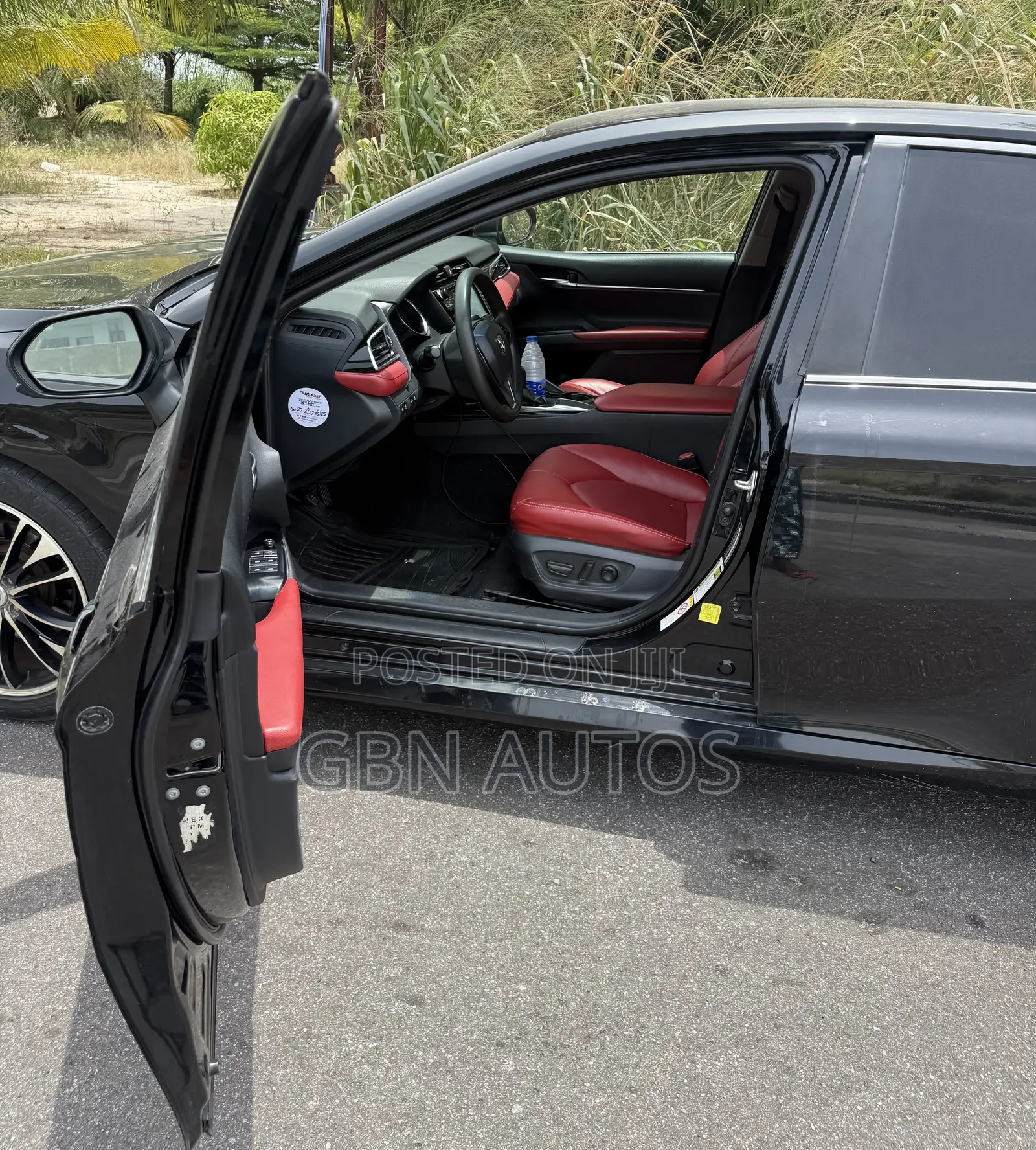 Toyota Camry XSE (2.5L 4cyl 8A) 2019 Black