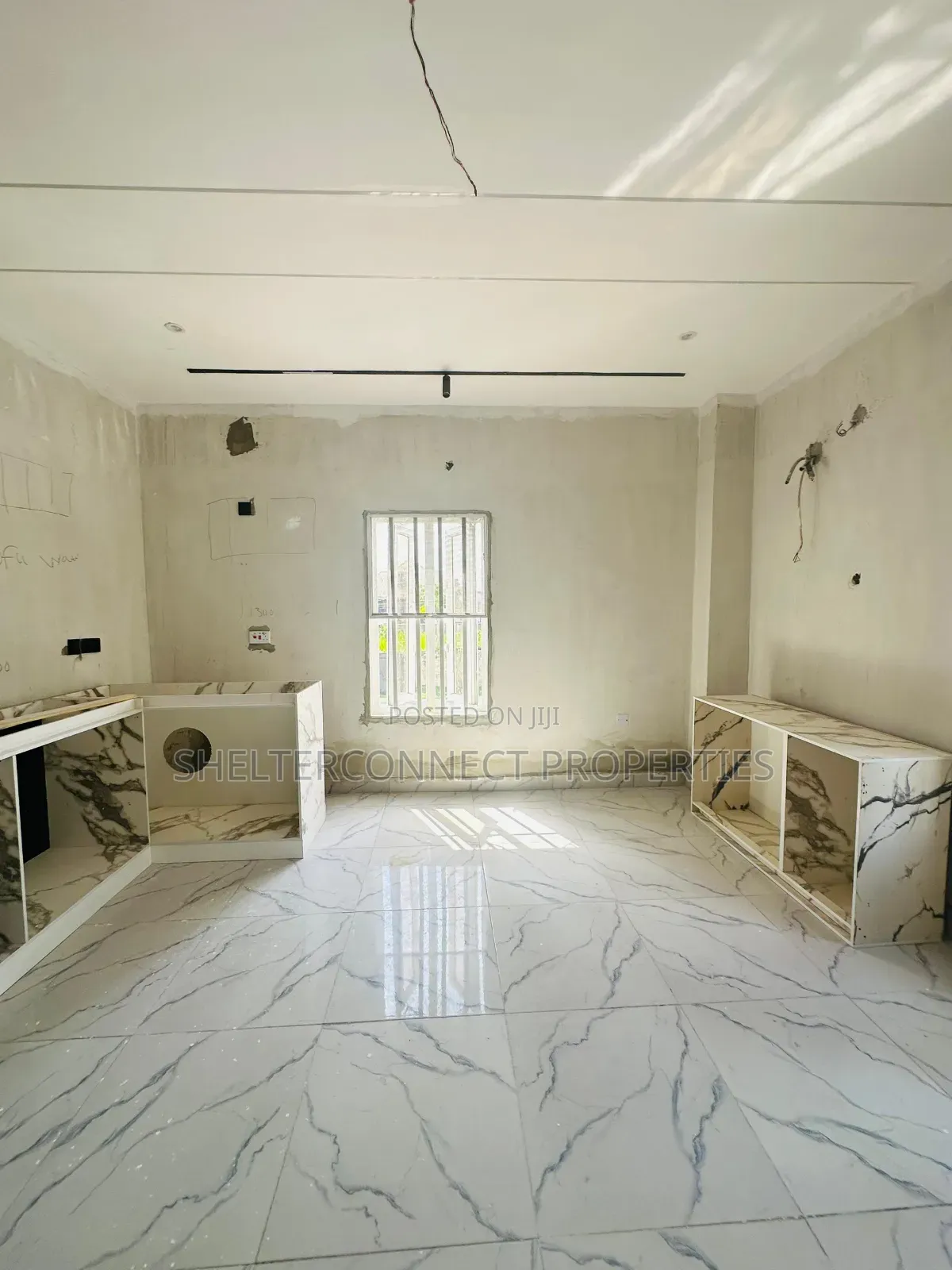 1bdrm Apartment in Lekki Expressway for sale