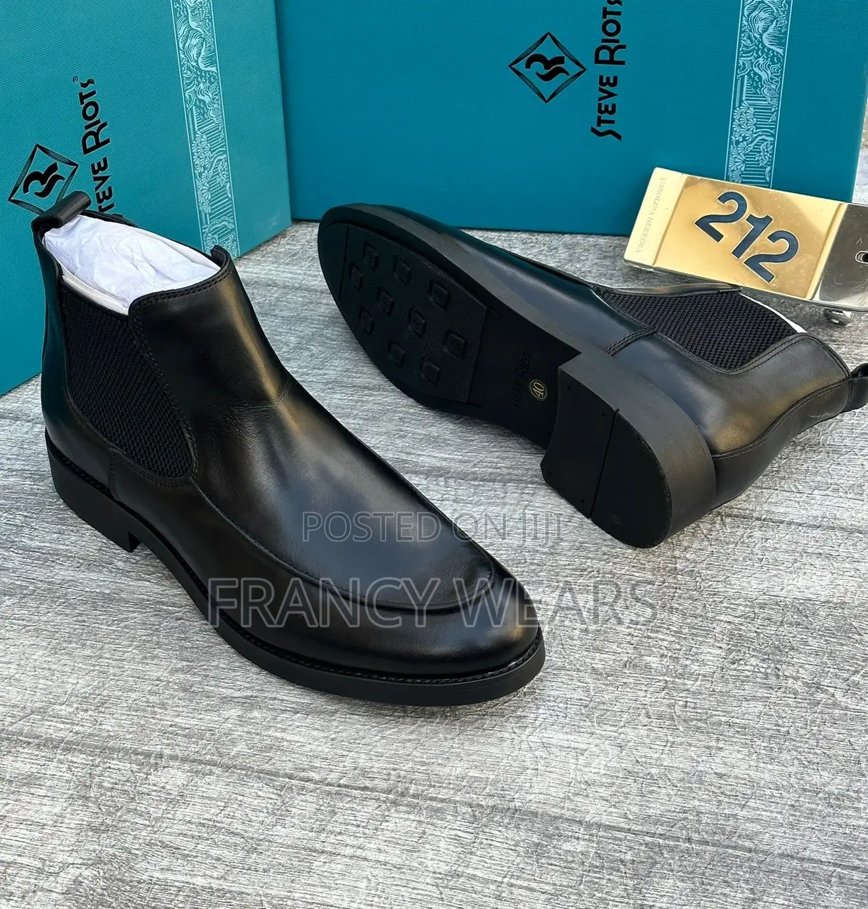 Luxury Black Leather Chelsea Boots for Men