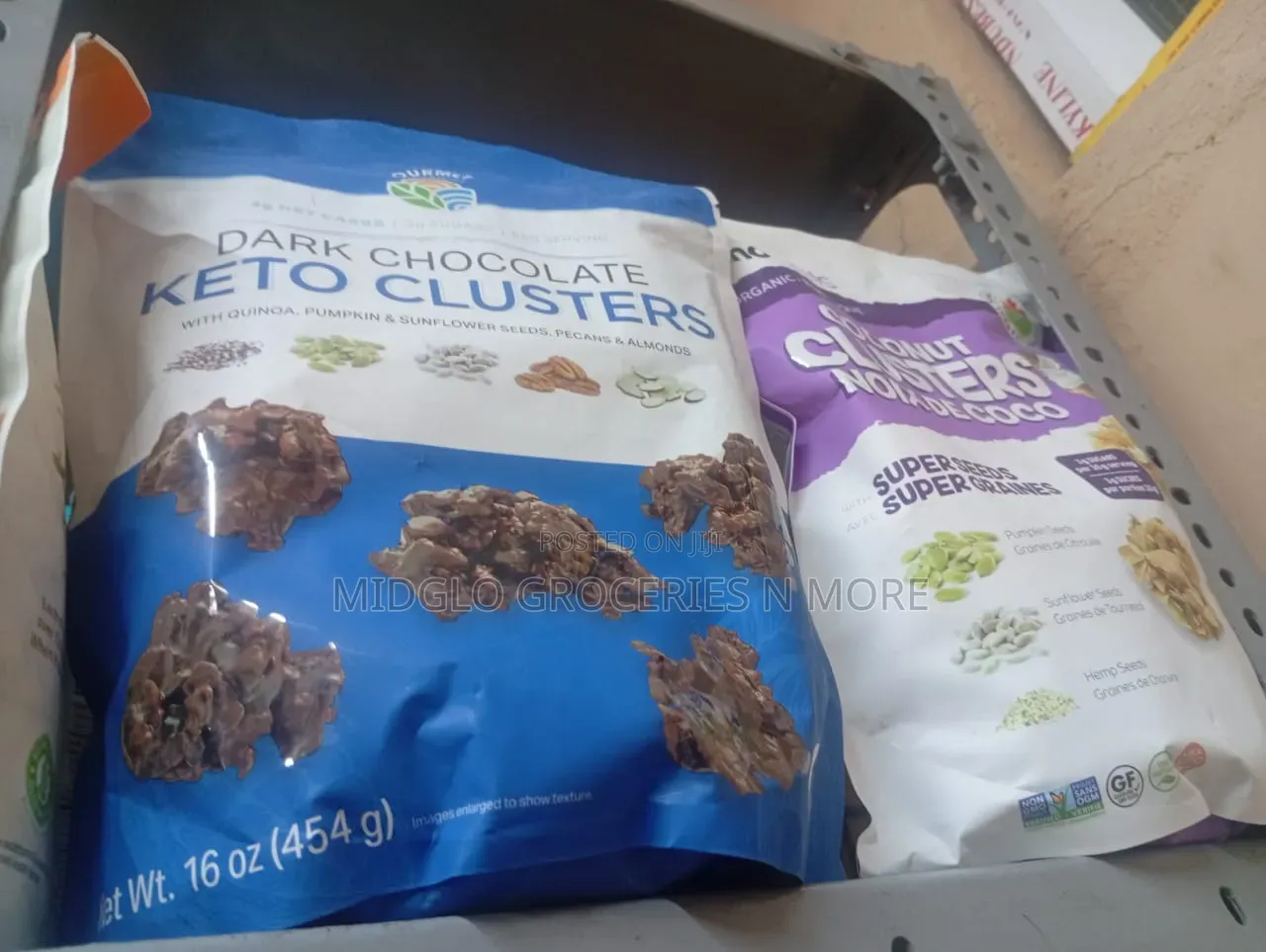 Dark Chocolate Keto Clusters