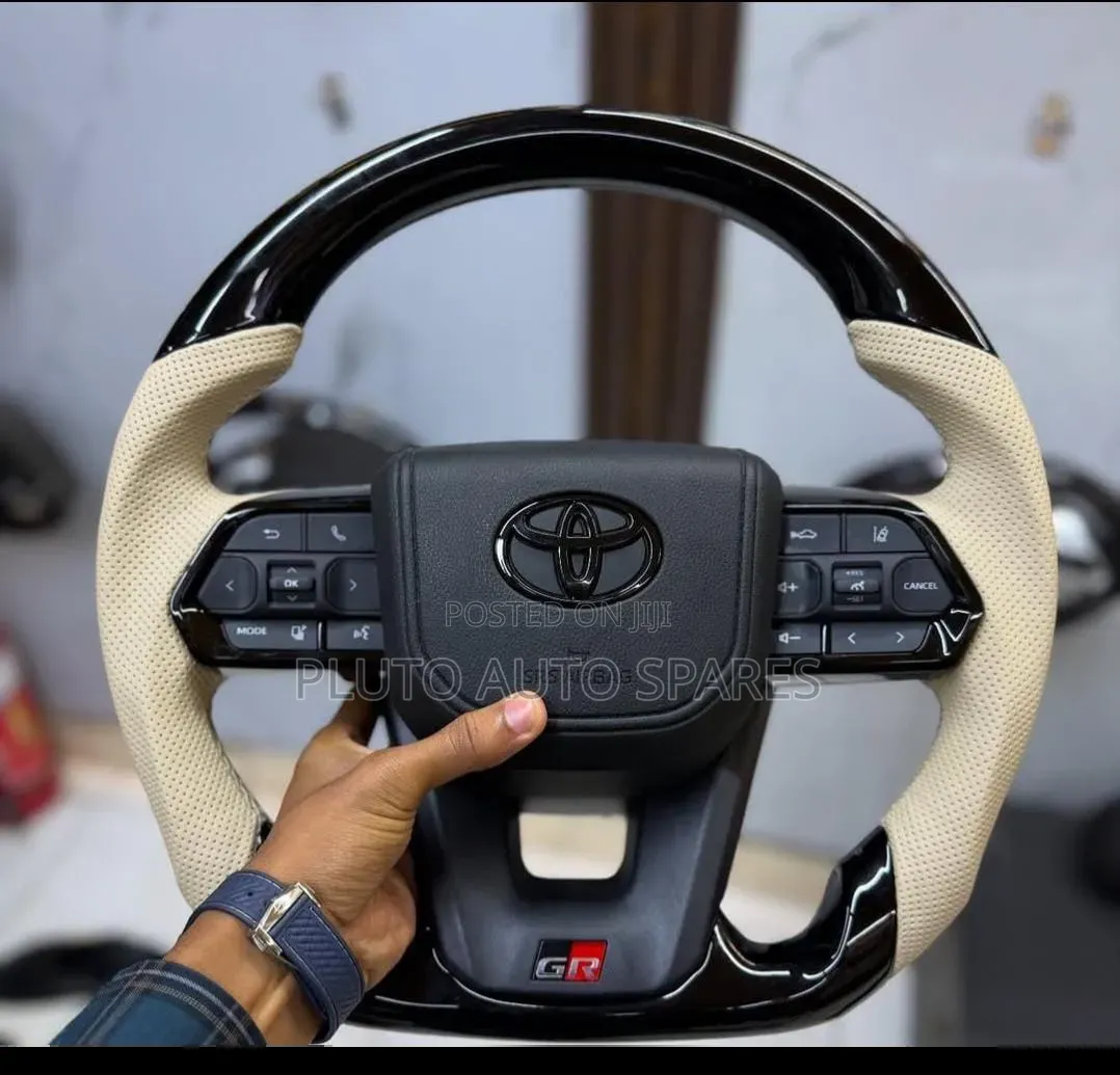 Steering Wheels Available In All Kinds Of Toyota Luxury Vehicles
