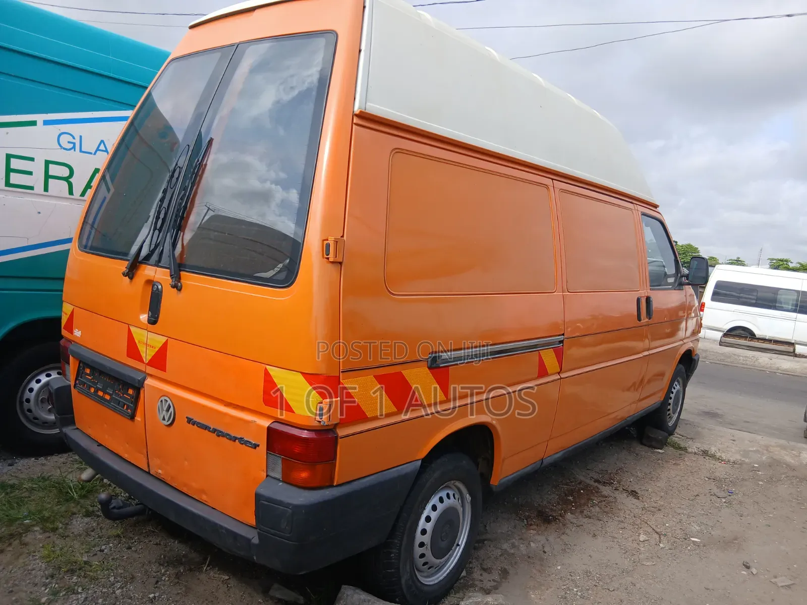 Volkswagen Transporter 2005 Orange